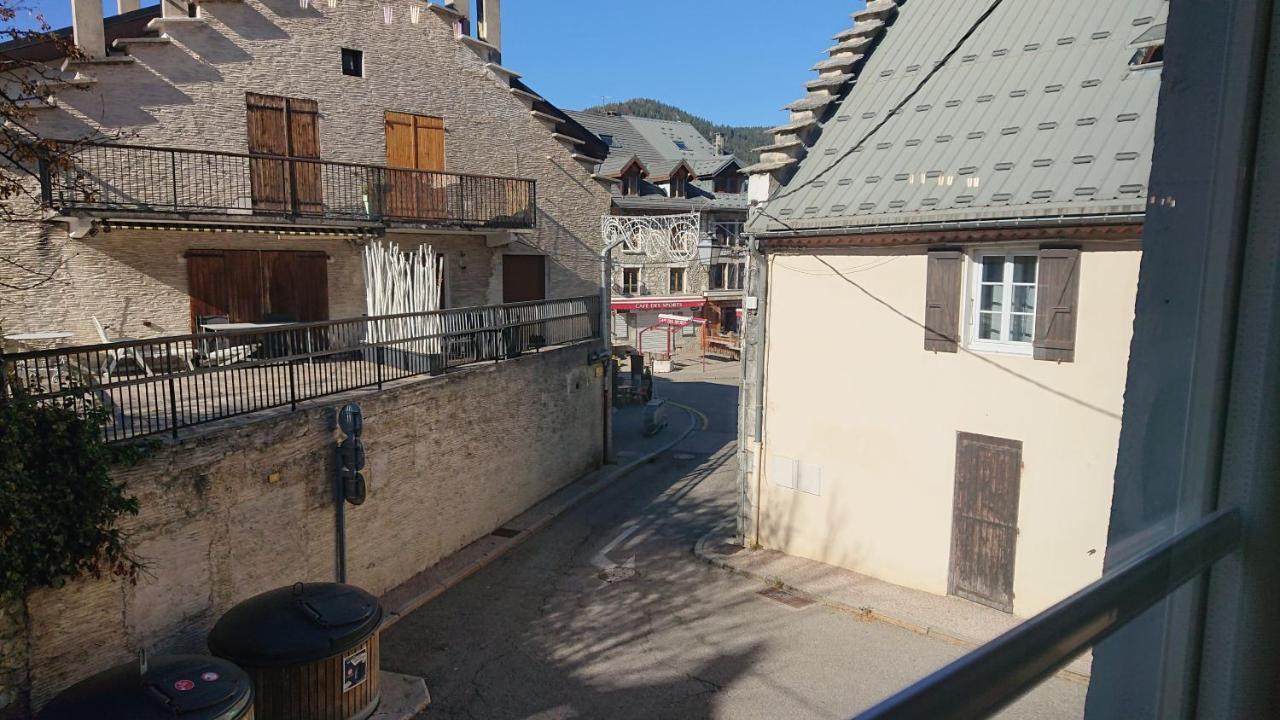 Grande Maison De Ville Renovee,Au Coeur Du Village Віллар-де-Лан Екстер'єр фото